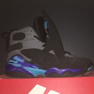 Air Jordan 8’s